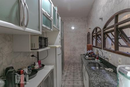 Casa para alugar com 600m², 15 quartos e 4 vagas Casa para alugar com 600m², 15 quartos e 4 vagasCozinha