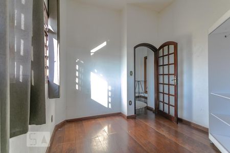 Casa para alugar com 600m², 15 quartos e 4 vagas Casa para alugar com 600m², 15 quartos e 4 vagasQuarto 7