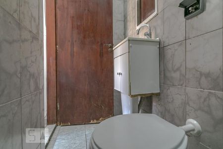 Casa para alugar com 600m², 15 quartos e 4 vagas Casa para alugar com 600m², 15 quartos e 4 vagasQuarto 12 - Suíte de Serviço - Banheiro