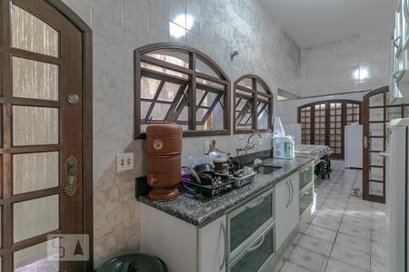 Casa para alugar com 600m², 15 quartos e 4 vagas Casa para alugar com 600m², 15 quartos e 4 vagasCozinha