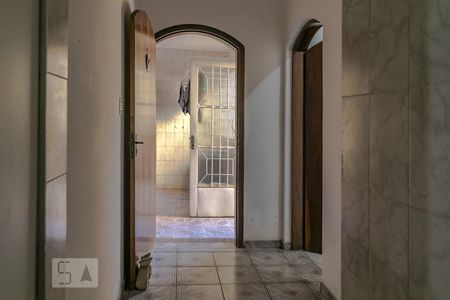 Casa para alugar com 600m², 15 quartos e 4 vagas Casa para alugar com 600m², 15 quartos e 4 vagasCorredor de Serviço