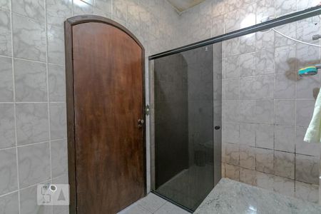 Casa para alugar com 600m², 15 quartos e 4 vagas Casa para alugar com 600m², 15 quartos e 4 vagasQuarto 5 - Suíte - Banheiro