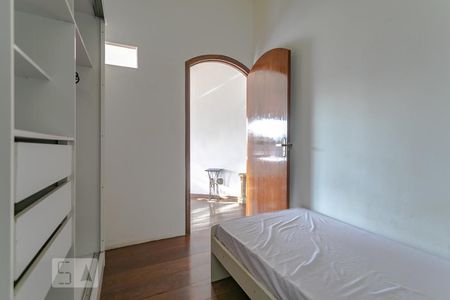 Casa para alugar com 600m², 15 quartos e 4 vagas Casa para alugar com 600m², 15 quartos e 4 vagasQuarto 9