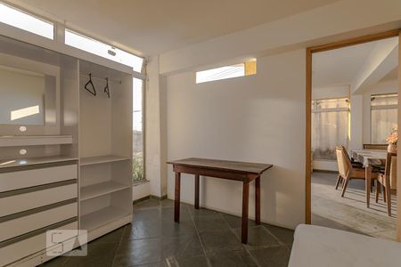 Casa para alugar com 600m², 15 quartos e 4 vagas Casa para alugar com 600m², 15 quartos e 4 vagasQuarto 15