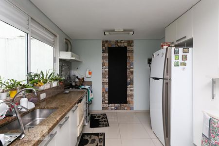 Casa à venda com 220m², 3 quartos e 2 vagas Casa à venda com 220m², 3 quartos e 2 vagasCozinha