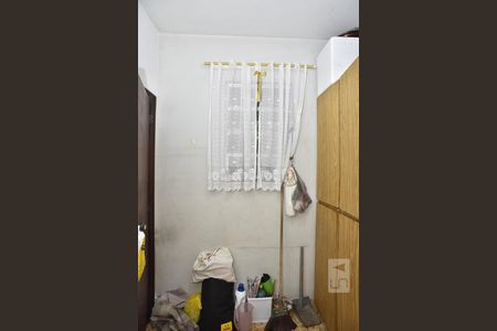 Casa de condomínio à venda com 450m², 4 quartos e 6 vagasDispensa