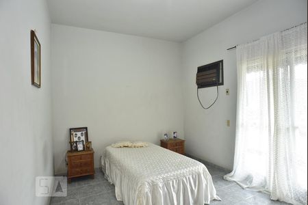 Casa de condomínio à venda com 450m², 4 quartos e 6 vagasQuarto 2