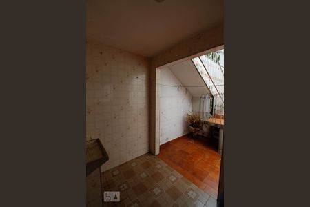Casa à venda com 271m², 4 quartos e 5 vagas Casa à venda com 271m², 4 quartos e 5 vagasÁrea de Serviço 3