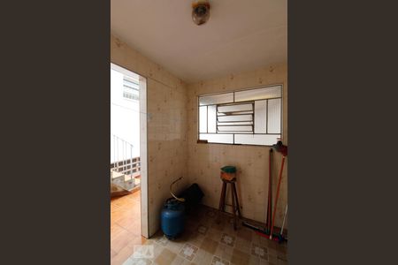 Casa à venda com 271m², 4 quartos e 5 vagas Casa à venda com 271m², 4 quartos e 5 vagasÁrea de Serviço 3