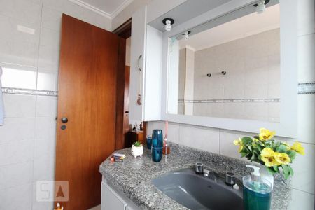 Apartamento à venda com 144m², 3 quartos e 2 vagasBanheiro suíte 1