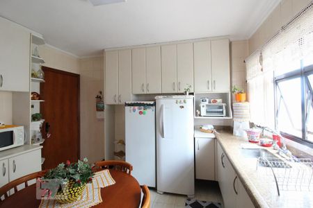 Apartamento à venda com 144m², 3 quartos e 2 vagasCozinha