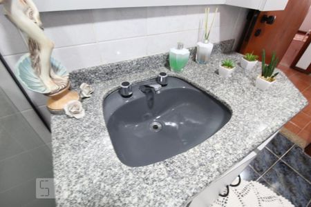 Apartamento à venda com 144m², 3 quartos e 2 vagasBanheiro social
