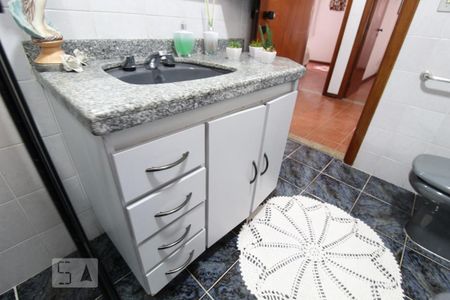 Apartamento à venda com 144m², 3 quartos e 2 vagasBanheiro social