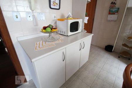 Apartamento à venda com 144m², 3 quartos e 2 vagasCozinha
