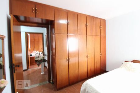 Apartamento à venda com 144m², 3 quartos e 2 vagasQuarto 2
