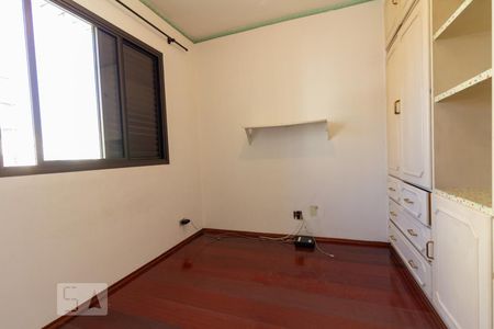 Apartamento à venda com 98m², 3 quartos e 2 vagasQuarto 2