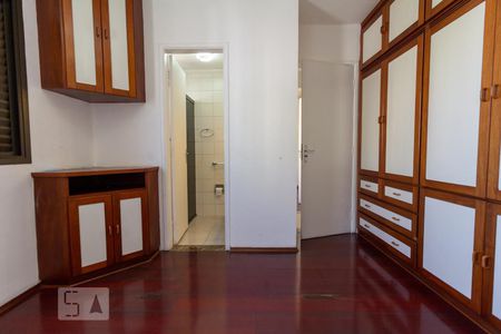 Apartamento à venda com 98m², 3 quartos e 2 vagasQuarto 3 - Suíte