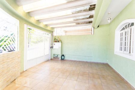 Casa à venda com 162m², 3 quartos e 2 vagas Casa à venda com 162m², 3 quartos e 2 vagasGaragem