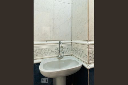 Apartamento à venda com 120m², 3 quartos e 1 vaga Apartamento à venda com 120m², 3 quartos e 1 vagaÁrea de serviço - banheiro