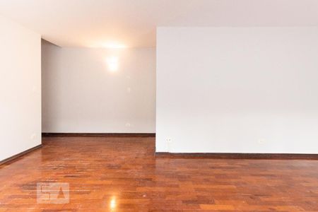 Apartamento à venda com 120m², 3 quartos e 1 vaga Apartamento à venda com 120m², 3 quartos e 1 vagaSala