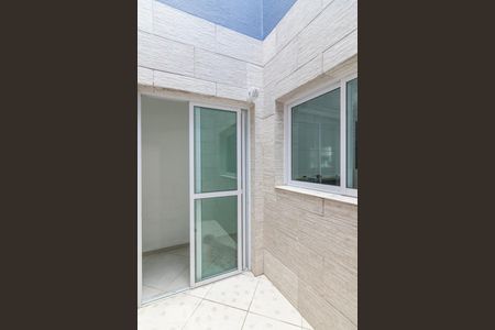 Casa à venda com 160m², 3 quartos e 2 vagas Casa à venda com 160m², 3 quartos e 2 vagasJardim de Inverno