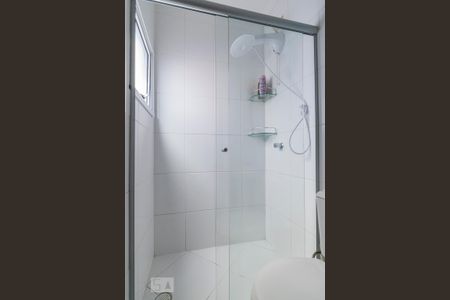 Casa à venda com 160m², 3 quartos e 2 vagas Casa à venda com 160m², 3 quartos e 2 vagasBanheiro