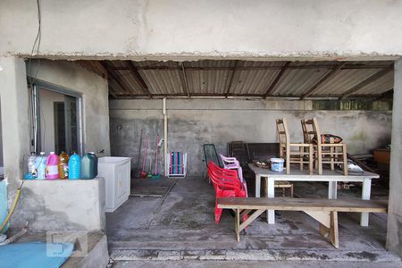 Casa à venda com 219m², 4 quartos e 3 vagas Casa à venda com 219m², 4 quartos e 3 vagasÁrea de Serviço e Churrasqueira