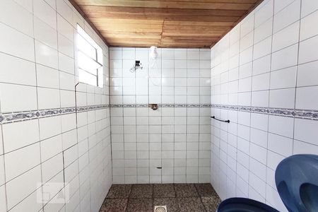 Casa à venda com 219m², 4 quartos e 3 vagas Casa à venda com 219m², 4 quartos e 3 vagasBanheiro 2