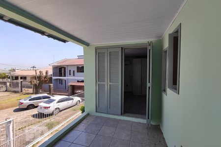 Casa à venda com 219m², 4 quartos e 3 vagas Casa à venda com 219m², 4 quartos e 3 vagasSacada Quarto 1
