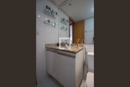 Apartamento à venda com 147m², 3 quartos e 2 vagas Apartamento à venda com 147m², 3 quartos e 2 vagasBanheiro dos Quartos