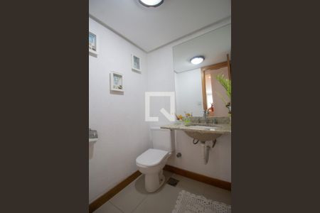 Apartamento à venda com 147m², 3 quartos e 2 vagas Apartamento à venda com 147m², 3 quartos e 2 vagasLavabo