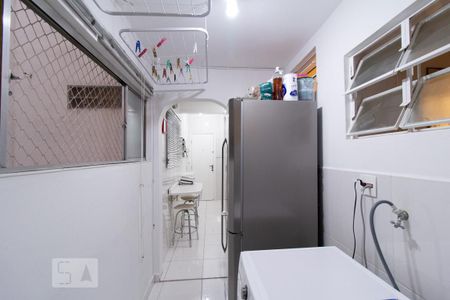 Apartamento à venda com 97m², 2 quartos e 1 vaga Apartamento à venda com 97m², 2 quartos e 1 vagaÁrea de serviço