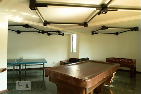 Apartamento à venda com 275m², 4 quartos e 4 vagas Apartamento à venda com 275m², 4 quartos e 4 vagasSalão de Jogos