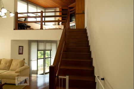 Apartamento à venda com 275m², 4 quartos e 4 vagas Apartamento à venda com 275m², 4 quartos e 4 vagasMezanino