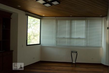 Apartamento à venda com 275m², 4 quartos e 4 vagas Apartamento à venda com 275m², 4 quartos e 4 vagasSalão de festas