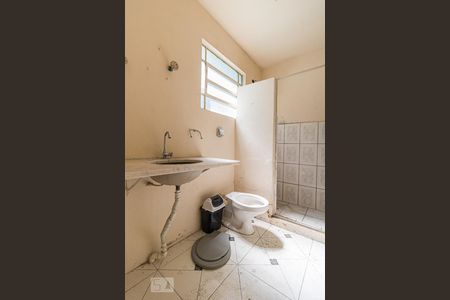 Apartamento à venda com 70m², 2 quartos e sem vaga Apartamento à venda com 70m², 2 quartos e sem vagaBanheiro