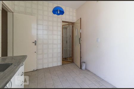 Apartamento à venda com 70m², 2 quartos e sem vaga Apartamento à venda com 70m², 2 quartos e sem vagaCozinha