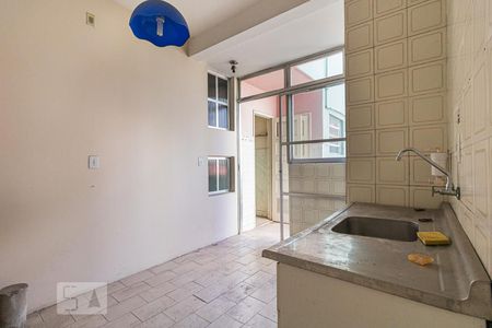 Apartamento à venda com 70m², 2 quartos e sem vaga Apartamento à venda com 70m², 2 quartos e sem vagaCozinha