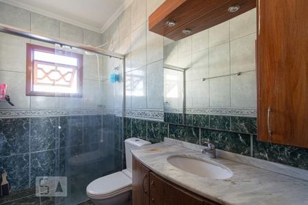 Casa à venda com 250m², 3 quartos e 3 vagasBanheiro