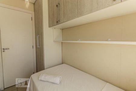 Quarto 1 de apartamento para alugar com 2 quartos, 62m² em Azenha, Porto Alegre