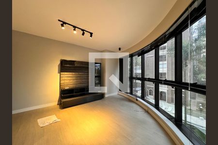 Apartamento para alugar com 98m², 2 quartos e 1 vaga Apartamento para alugar com 98m², 2 quartos e 1 vagaSala de TV