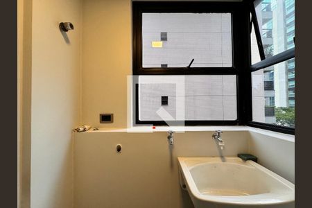 Apartamento para alugar com 98m², 2 quartos e 1 vaga Apartamento para alugar com 98m², 2 quartos e 1 vagaLavanderia