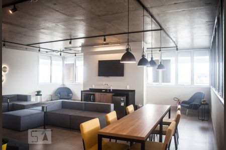 Studio para alugar com 16m², 1 quarto e sem vaga Studio para alugar com 16m², 1 quarto e sem vagaÁrea comum - Salão de festas