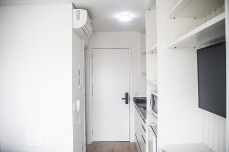 Studio para alugar com 16m², 1 quarto e sem vaga Studio para alugar com 16m², 1 quarto e sem vagaSala/Quarto