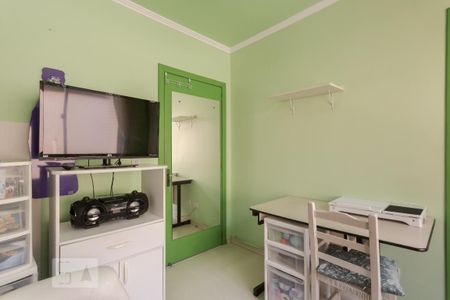 Casa à venda com 400m², 4 quartos e sem vaga Casa à venda com 400m², 4 quartos e sem vagaQuarto 2