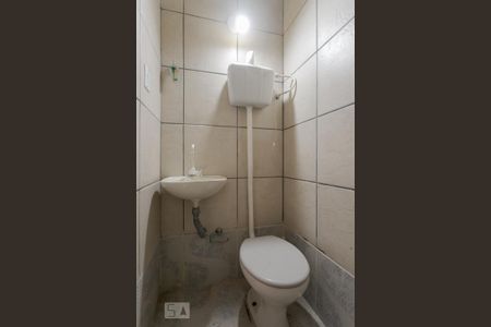 Casa à venda com 400m², 4 quartos e sem vaga Casa à venda com 400m², 4 quartos e sem vagaBanheiro