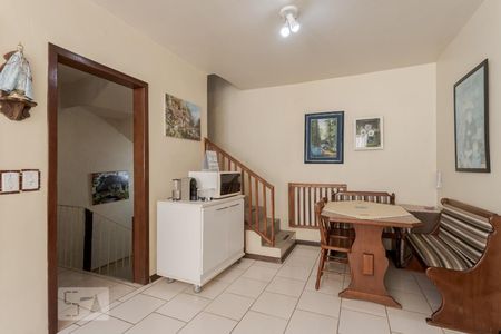 Casa à venda com 400m², 4 quartos e sem vaga Casa à venda com 400m², 4 quartos e sem vagaSala de Jantar