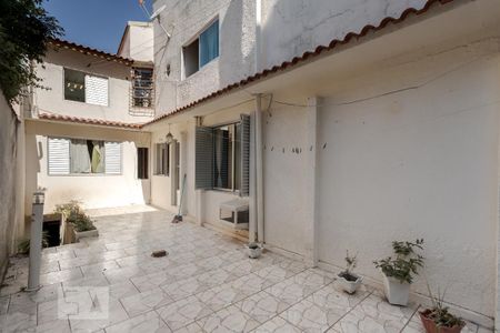 Casa à venda com 400m², 4 quartos e sem vaga Casa à venda com 400m², 4 quartos e sem vagaPátio