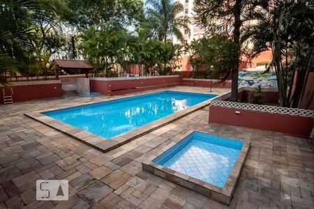 Apartamento para alugar com 45m², 2 quartos e 1 vaga Apartamento para alugar com 45m², 2 quartos e 1 vagaÁrea comum - Piscina