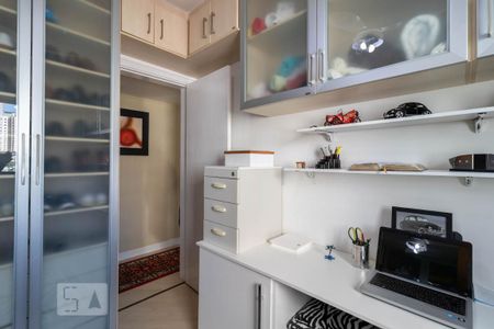 Apartamento para alugar com 96m², 3 quartos e 2 vagasQuarto 2